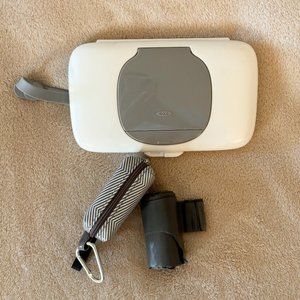 OXO Portable Baby Wipes Dispenser and OH BABY BAGS Clip-On Diaper Bags Dispenser